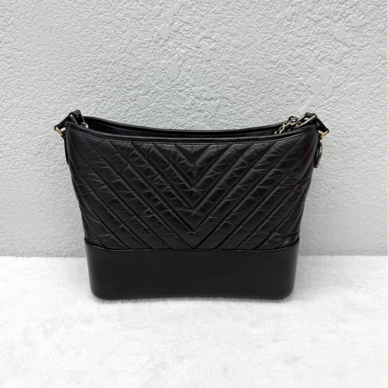 Chanel 香奈兒 黑金 中號 流浪包 v紋 尺寸:30×22cm-1