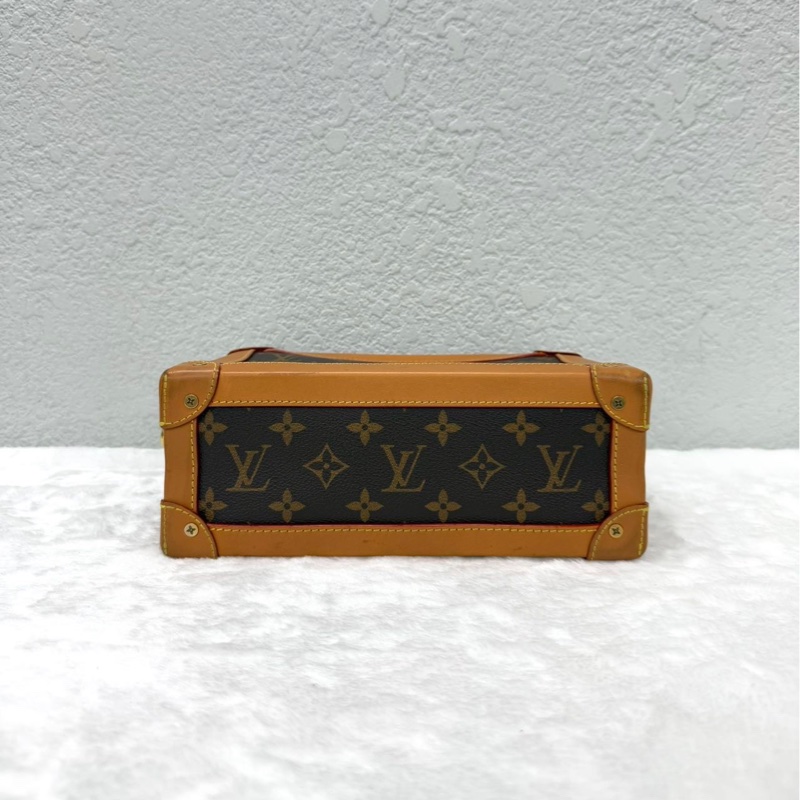 Louis Vuitton 路易威登 SOFT TRUNK 盒子包 男女同款 中號 尺寸:24×18cm -3
