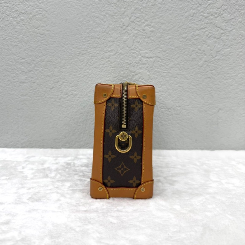 Louis Vuitton 路易威登 SOFT TRUNK 盒子包 男女同款 中號 尺寸:24×18cm -4