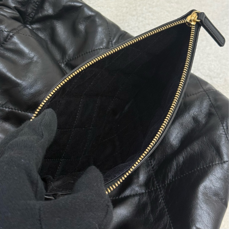 (台灣專櫃購證🇹🇼全配)CHANEL 22bag垃圾袋 黑金小號 ✨最新晶片款-12