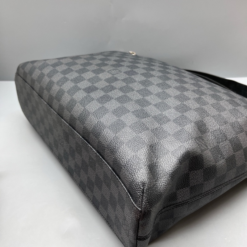 Louis Vuitton 路易威登 黑棋盤格Mick郵差包 尺寸36*28-4