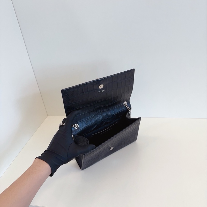 ✨YSL|Kate 黑銀流蘇鰐魚壓紋鏈條包|中號|閒置99新-7