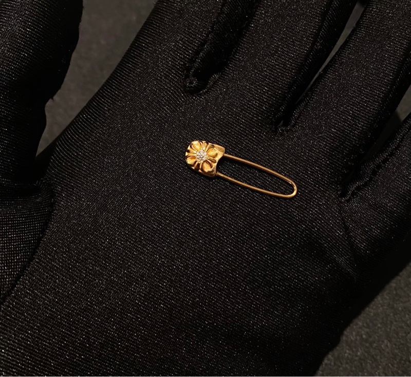 Chrome hearts 22K 白鑽迴紋針-4