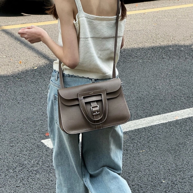 愛馬仕 Halzan 31 銀扣|一包多背實用天花板🤩-2