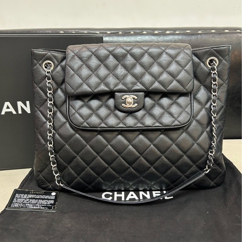 Chanel/香奈兒黑銀荔枝牛皮雙口袋大包子，前後多口袋設計