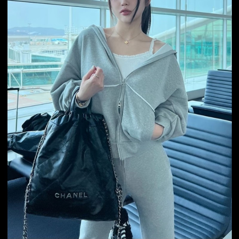 Chanel 香奈兒 22 bag 經典荔枝紋牛皮束口後背包 / 雙肩包-2