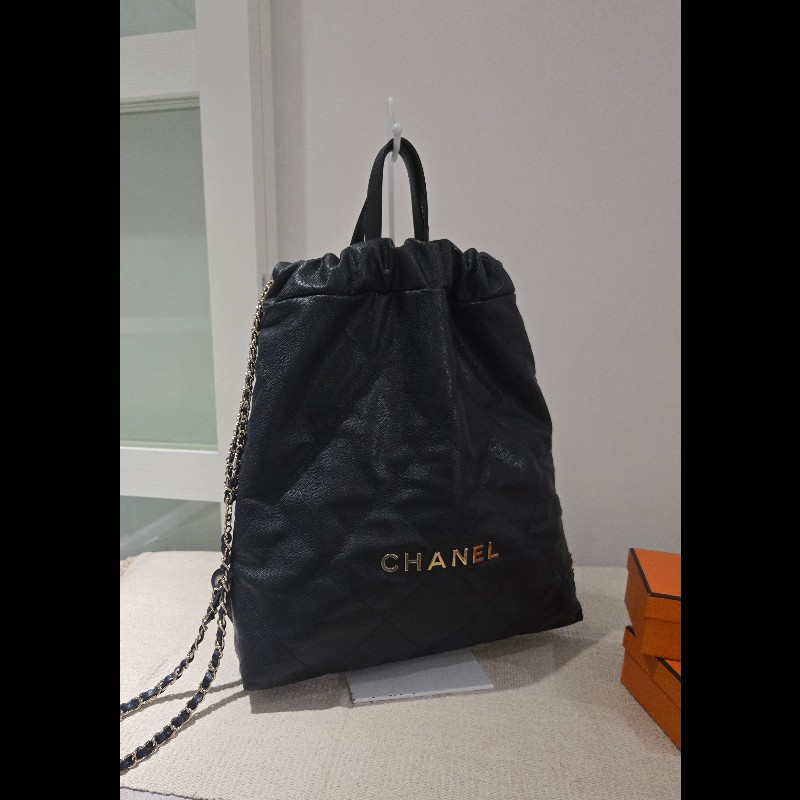 Chanel 香奈兒 22 bag 經典荔枝紋牛皮束口後背包 / 雙肩包-11