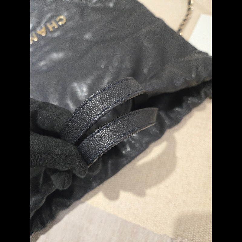 Chanel 香奈兒 22 bag 經典荔枝紋牛皮束口後背包 / 雙肩包-27
