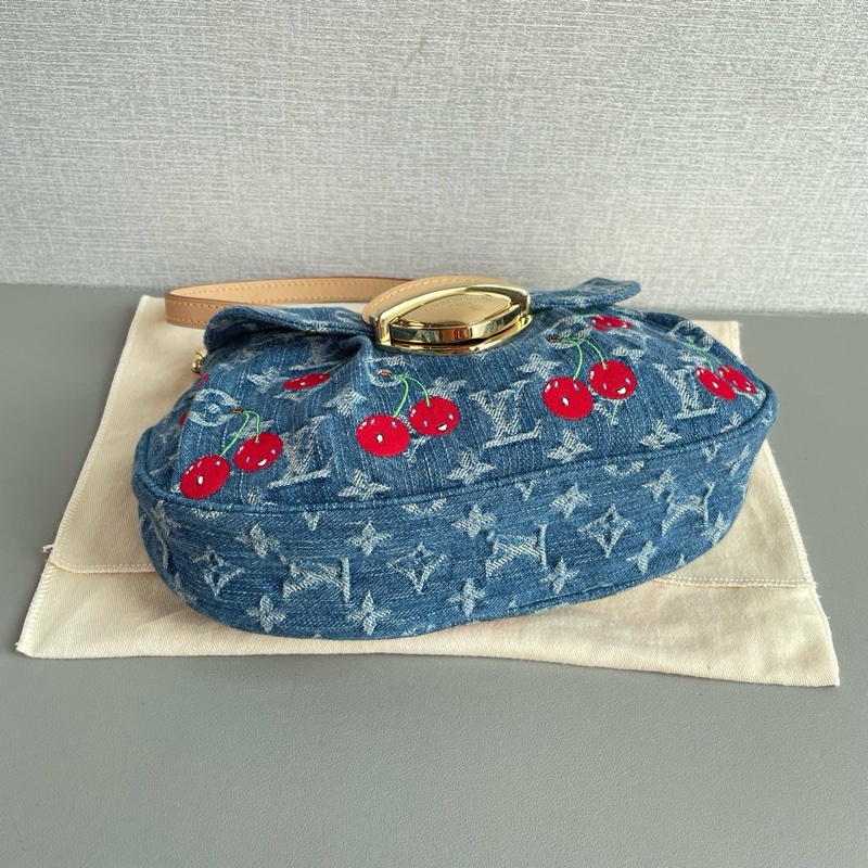 👜LV|村上隆聯名Sunset櫻桃牛仔元寶包|缺條肩帶|芯片款98新-5