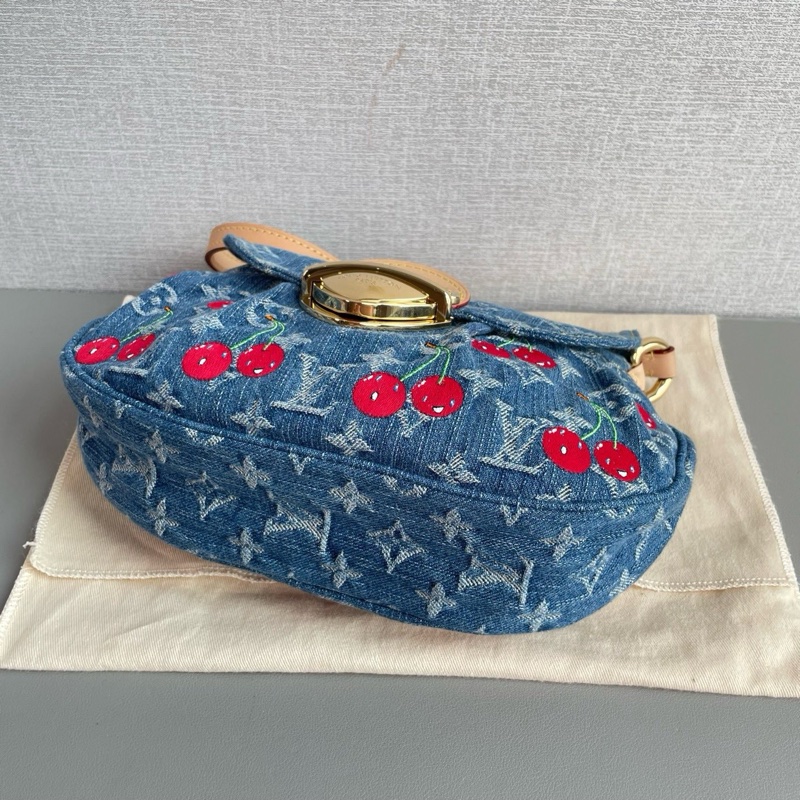 👜LV|村上隆聯名Sunset櫻桃牛仔元寶包|缺條肩帶|芯片款98新-6