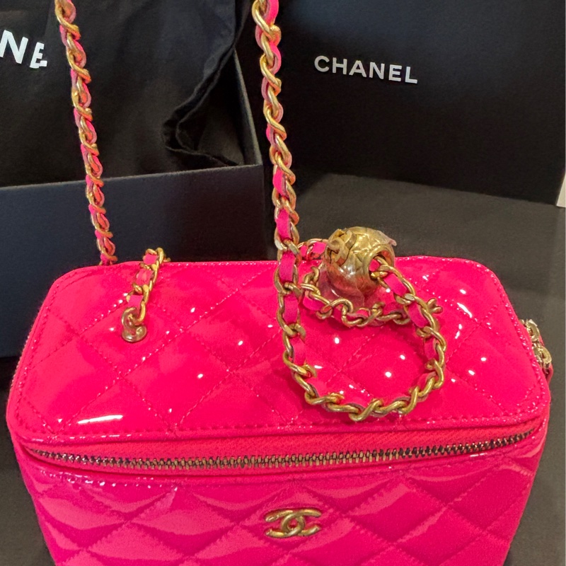 CHANEL 金球長盒子(內附鏡子)-0