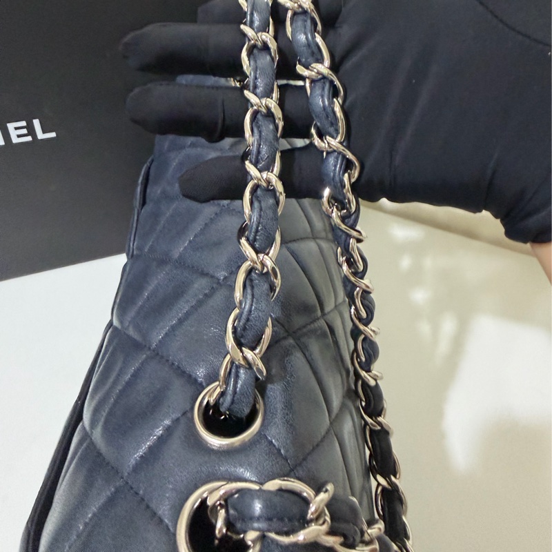 ✨Chanel Jumbo 深藍色銀扣 包型立體 內裡乾淨 💙-3