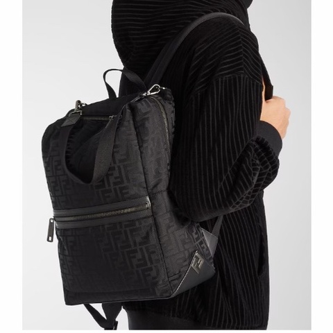 Fendi 男士 Lui雙肩包均碼碼常規、29cm*13cm*38cm