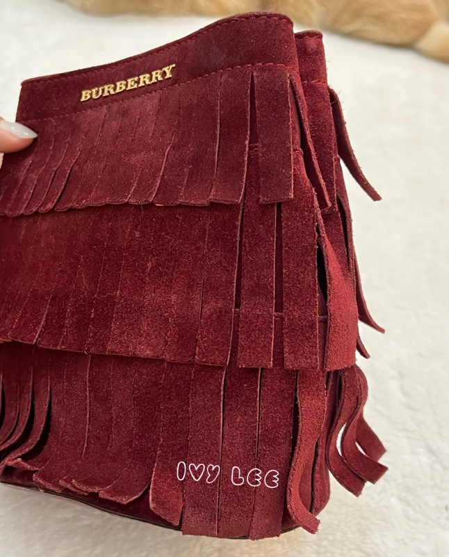 BURBERRY 紅麂皮水桶包 流蘇線條造型 金鍊條 斜背包 肩背包 正品 二手精品-26