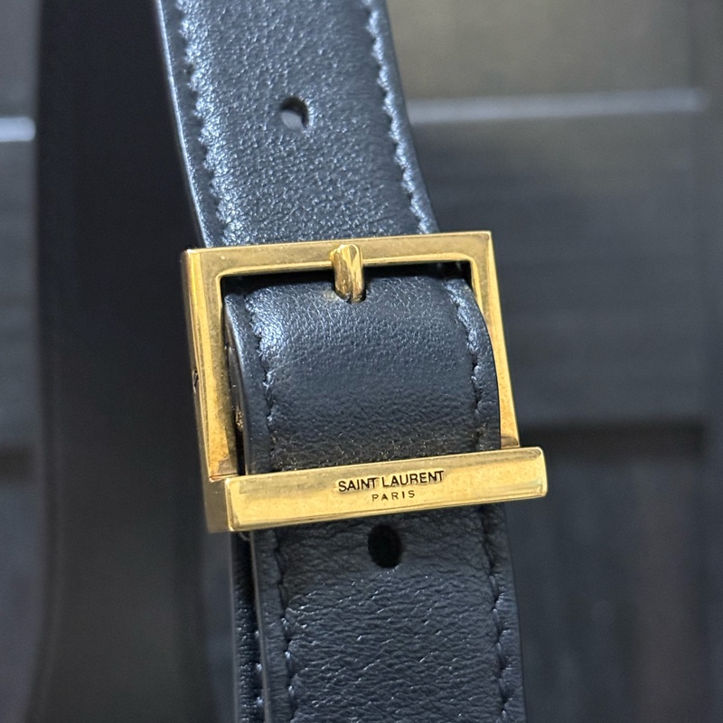 YSL Small Hobo Bag 黑色-10