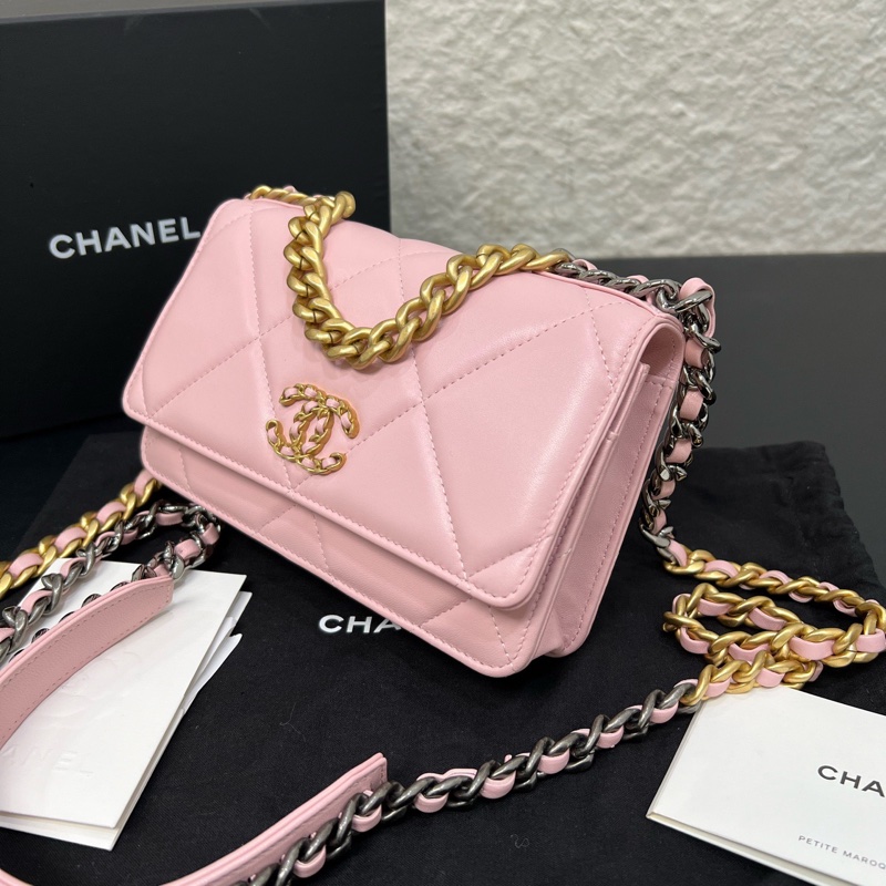 98新Chanel香奈兒19bag woc粉色菱格紋羊皮鏈條包-3