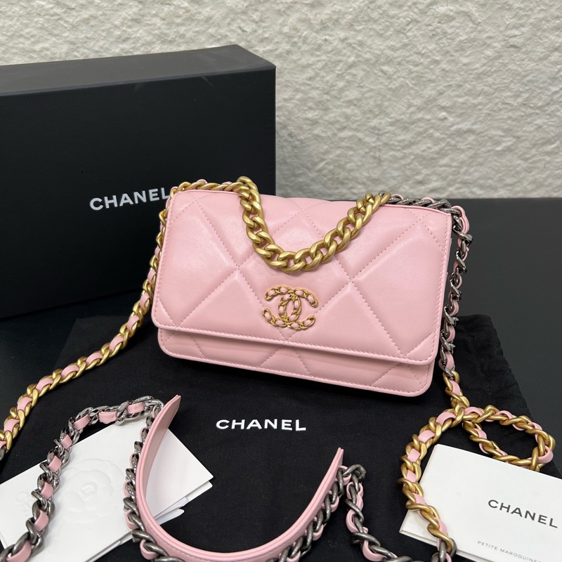 98新Chanel香奈兒19bag woc粉色菱格紋羊皮鏈條包-6
