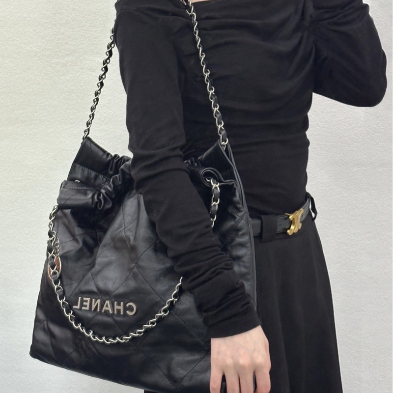 99新Chanel香奈兒黑色小牛皮銀扣22bag 中號鏈條包-8