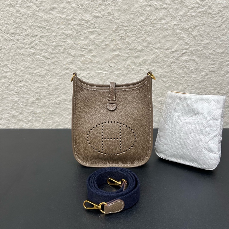 99新Hermes愛馬仕evelyne mini 伊芙琳大象灰金扣包-0