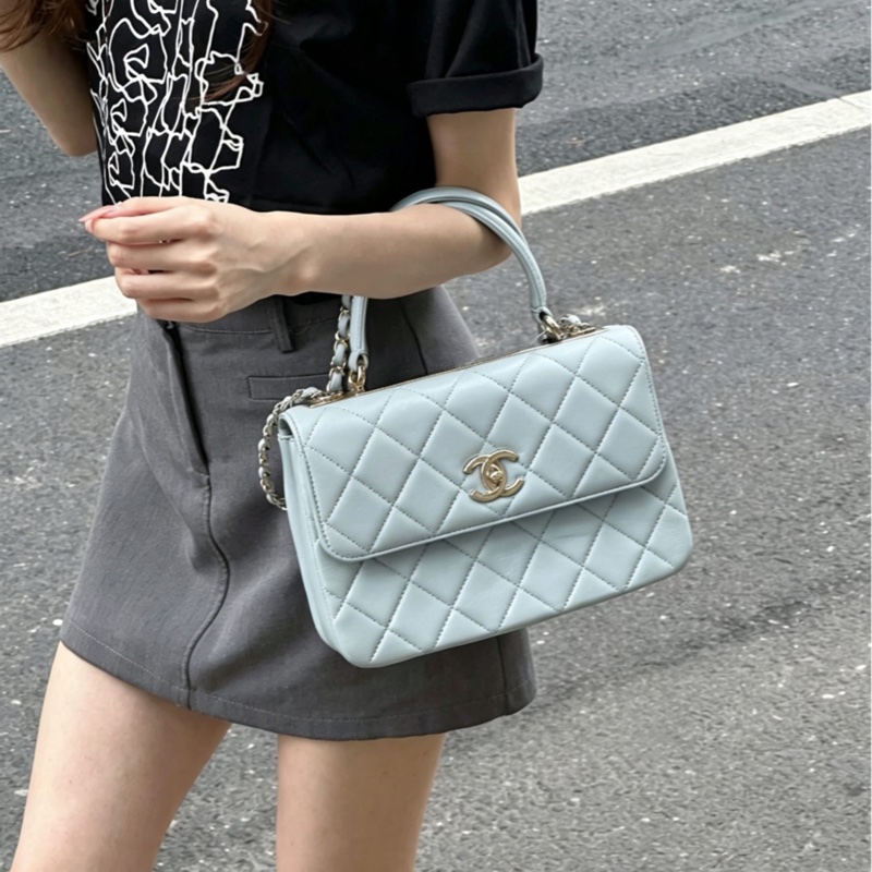 Chanel香奈兒22B 菱格紋Trendy CC小號淺藍色羊皮金扣鏈條包-8