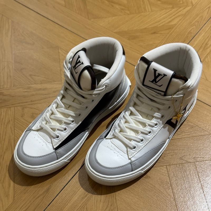 LV路易威登限量版拼色高幫運動鞋36碼 大Logo-3