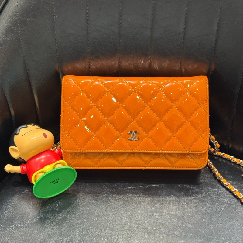 香奈兒Chanel 漆皮 橙色woc 尺寸約19*12*3.5 20開-1