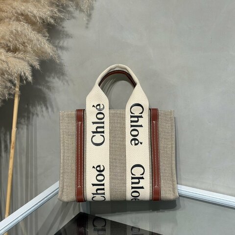 Chloe Woody Tote - 小號棕