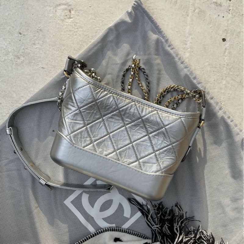 Chanel 18C 銀色金扣流浪小號 24開19cm-5