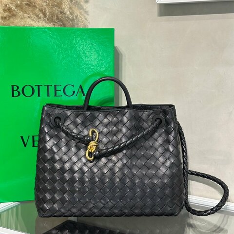 BOTTEGA VENETA Andiamo編織單肩包 - 中號黑金