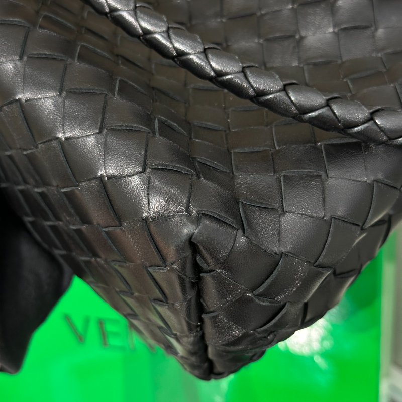 BOTTEGA VENETA Andiamo編織單肩包 - 中號黑金-10
