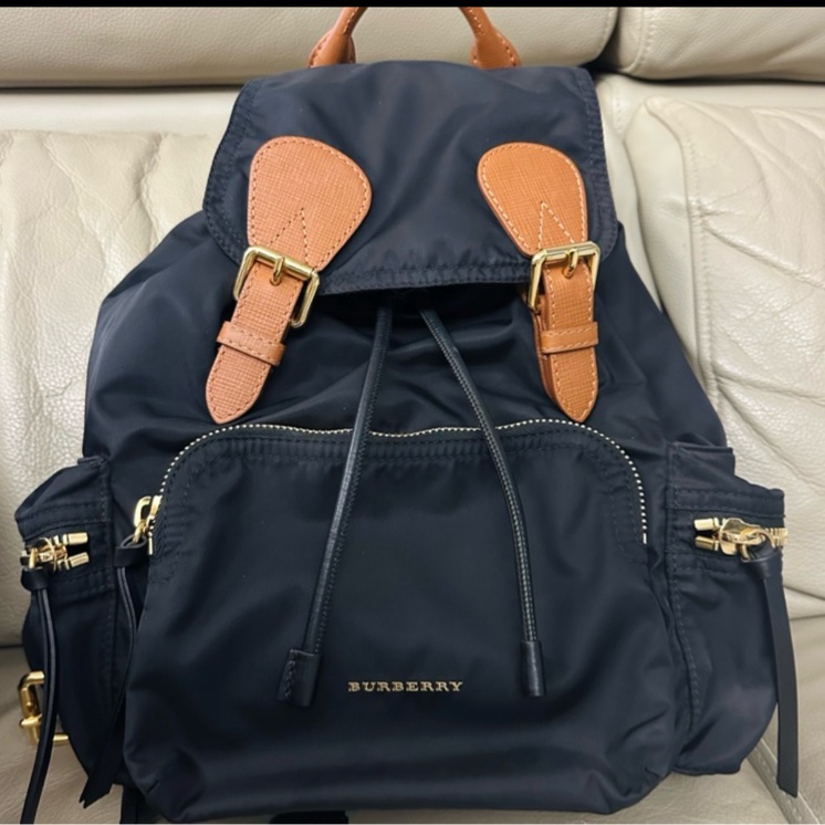 Burberry後背包(拼皮革)-9