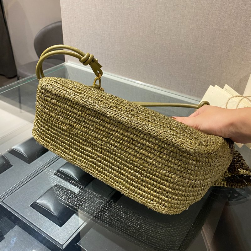 LOEWE x Paula's Ibiza 限量系列 Ola 中款酒椰纖維波浪鏈條包（限定酪梨綠）-10