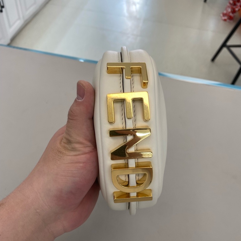 Fendi 芬迪 白金Fendigraphy mini 手腕包 小豌豆包 尺寸12x5x15-8