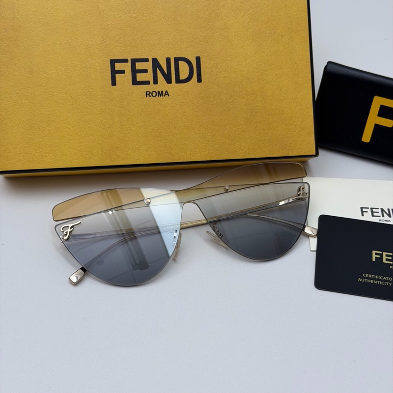 閒置新FENDI芬迪 墨鏡太陽鏡 造型感非常強-0