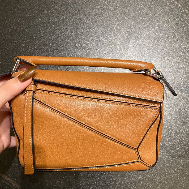 LOEWE 經典幾何拼圖包 Mini Puzzle Bag(經典焦糖棕 / 金釦)-0