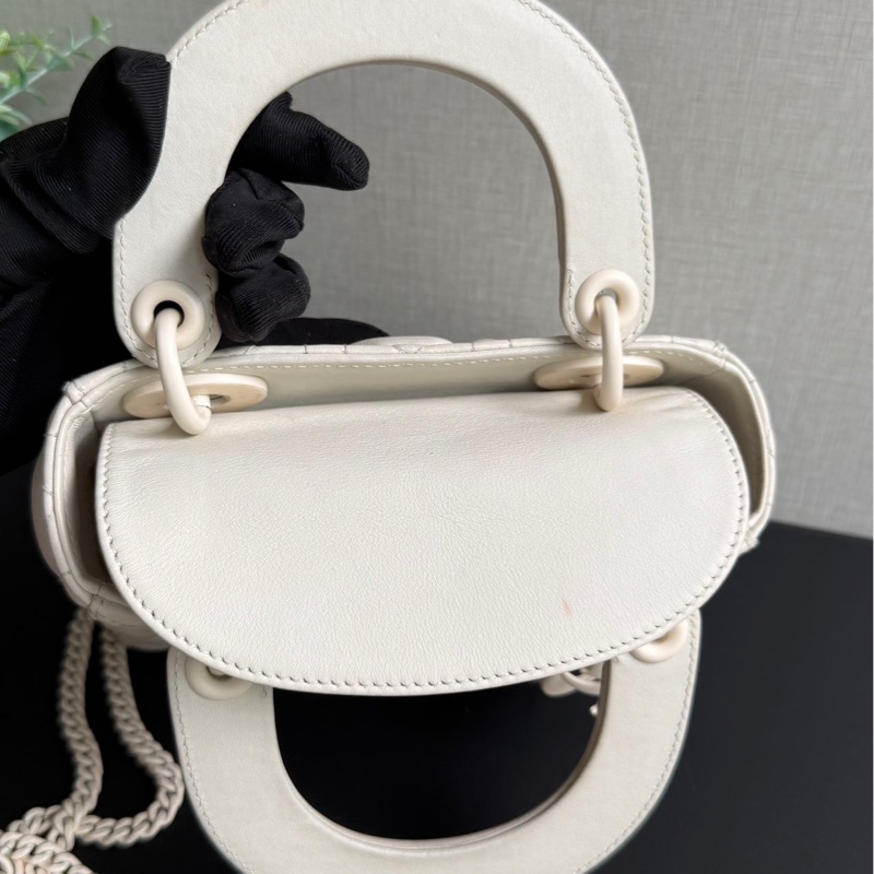 Dior/迪奧 霧面白三格戴妃包,編碼 2019 年-11
