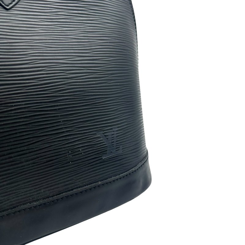 【美收精品】Louis Vuitton 黑色水波紋手提包 C-561【隔月月中將轉賣至日本 上架期限30天】-4