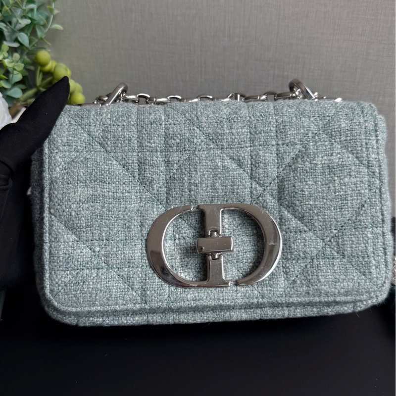 Dior/迪奧 Caro 系列 新款綠色 菱格紋/藤格紋 鏈條斜背包 小號,編碼 2022 年。-1