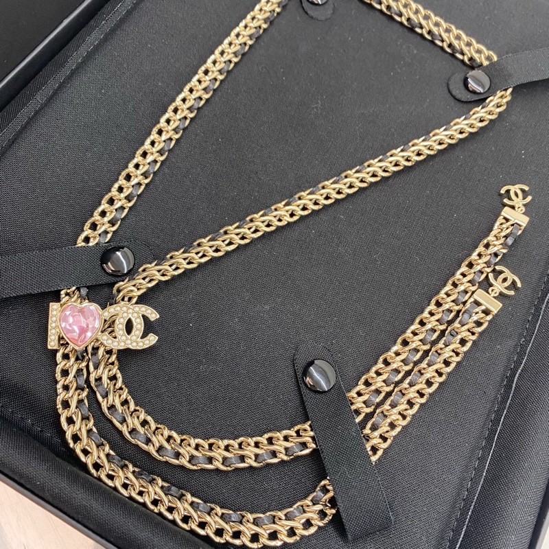 99.9新Chanel香奈兒 22b粉色愛心字母金屬皮穿鏈長項鍊 腰鏈-1