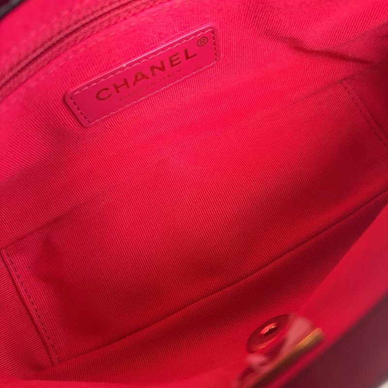 Chanel 皺褶金幣鏈條包 牛皮 芯片款 23*13*7 99新配件塵袋-7