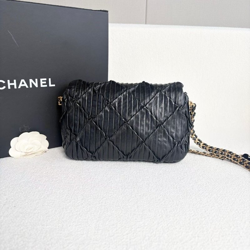 Chanel 皺褶金幣鏈條包 牛皮 芯片款 23*13*7 99新配件塵袋-8