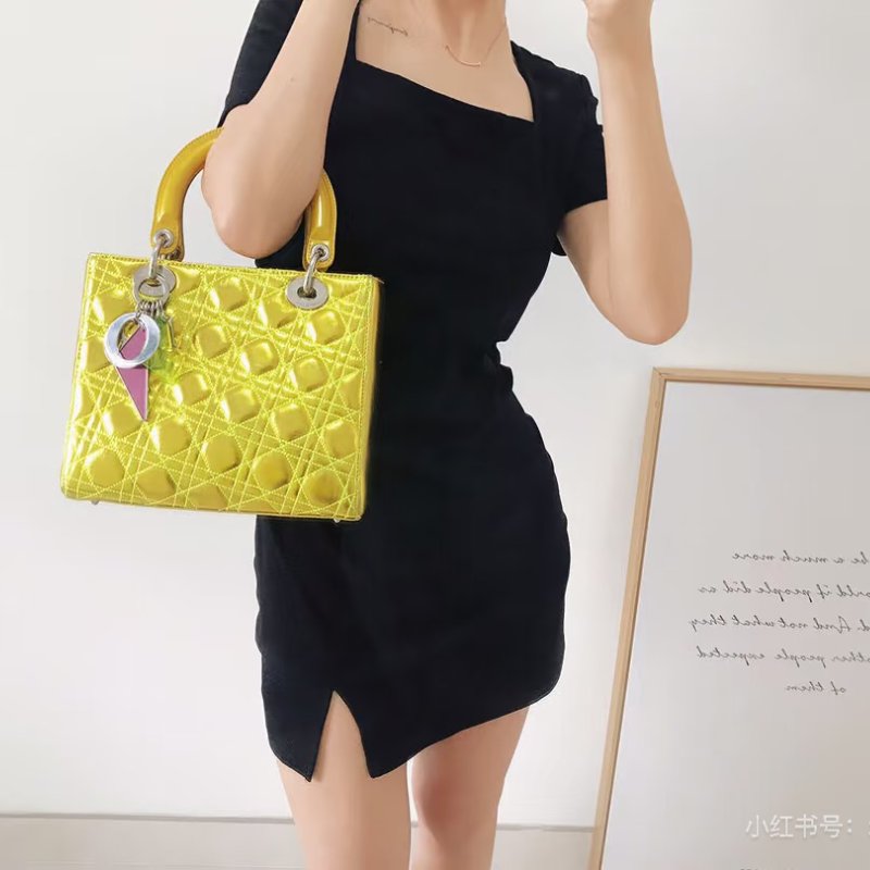 Dior Lady限定金色五格黛妃包 肩背手提包 24×20×12 99新配件塵袋-0