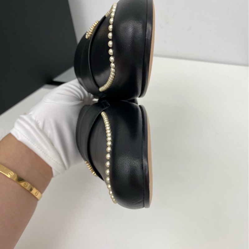 未使用 Chanel香奈兒珍珠黑色羊皮穆勒鞋 半拖40碼 柔軟小羊皮-5