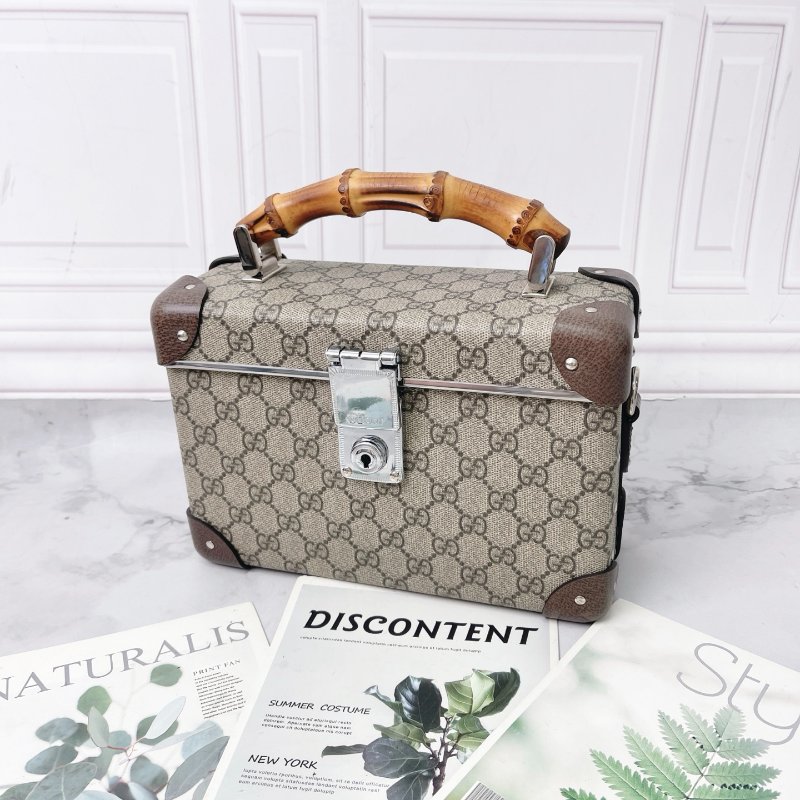 Gucci globe trotter秀款復古竹節小硬箱 化妝箱 24X9X16 98新配件肩帶 鑰匙 塵袋-7
