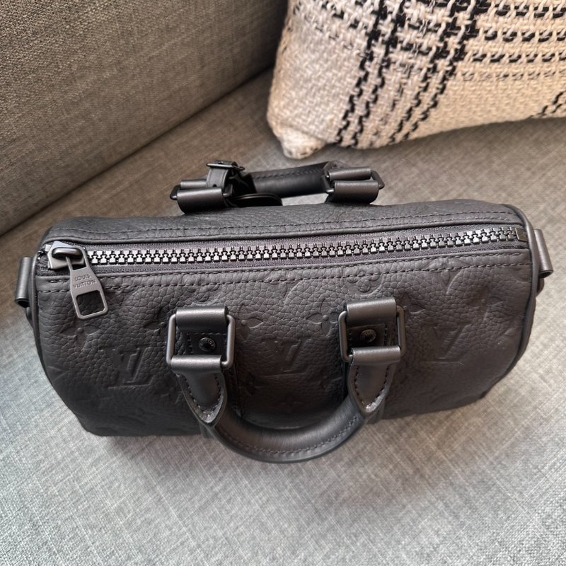 LV 黑色牛皮壓紋 KEEPALL 25-3