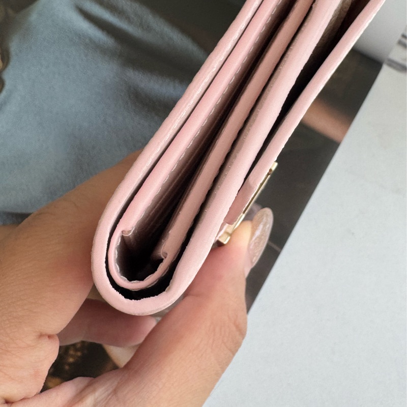 LV M83686粉色煥彩皮革三折釦式中夾🎀-7
