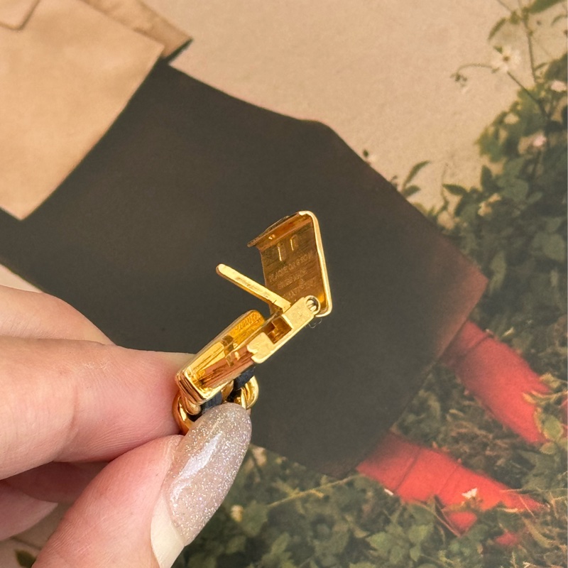 Chanel金色皮穿練首映錶L號⌚️-11