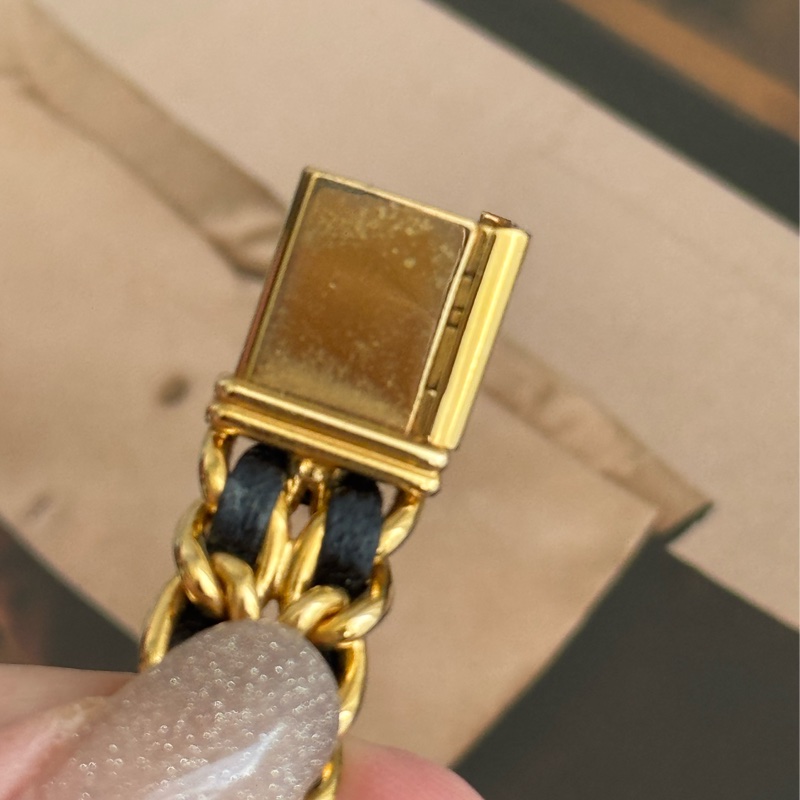 Chanel金色皮穿練首映錶L號⌚️-13