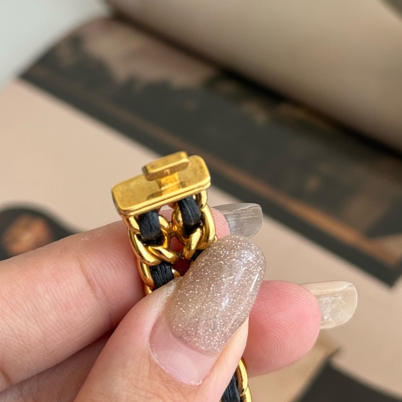 Chanel金色皮穿練首映錶L號⌚️-14