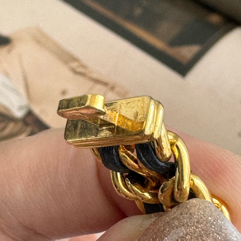 Chanel金色皮穿練首映錶L號⌚️-17